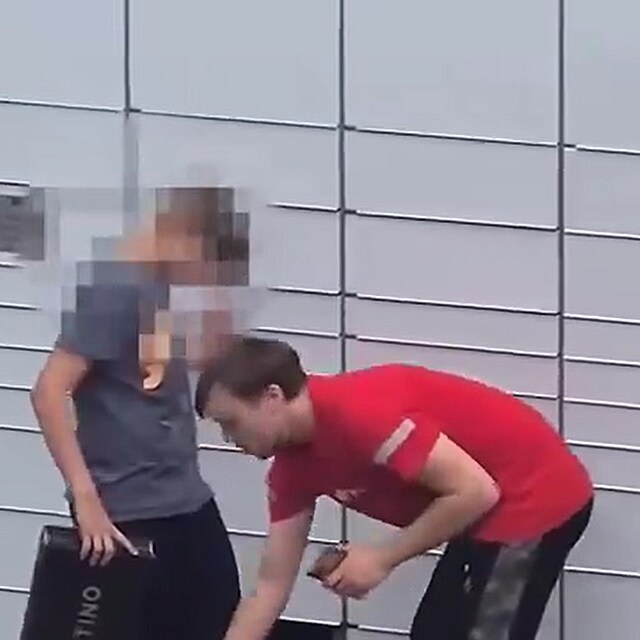 Kurr Zsilkovny dil u boxu.