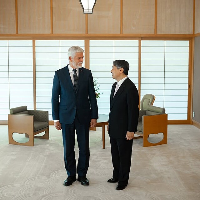 Japonsk csa Naruhito pivtal prezidenta Petra Pavla.