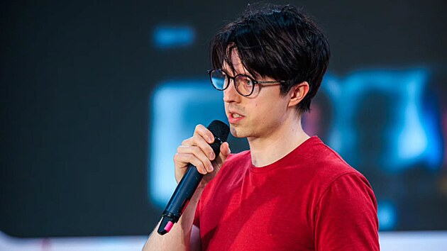 Ji�� Bur��ek alias Jirka vysv�tluje v�ci