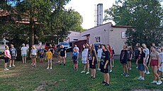 Dti eských krajan z válkou zasaené Ukrajiny letos opt dorazily na letní...