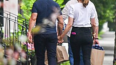 Tom Cruise a Ana de Armas se drí za ruce ve Vermontu