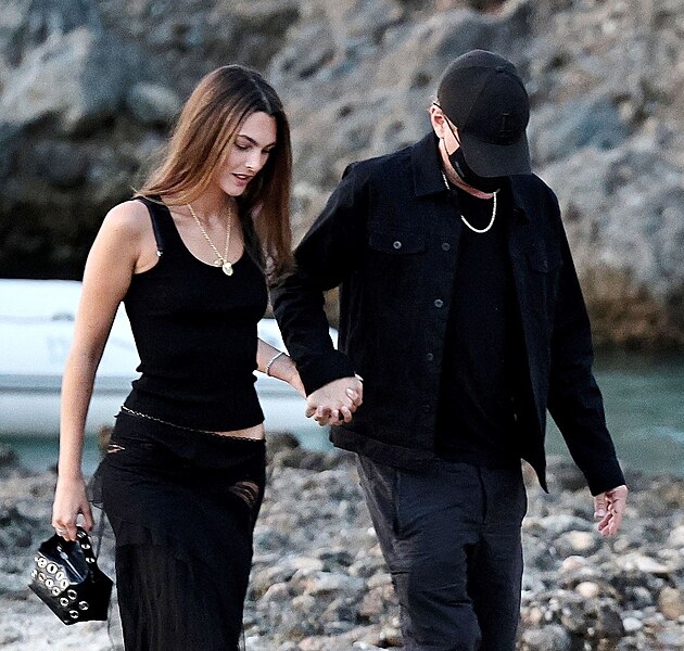 Leonardo DiCaprio se ped paparazzi opt maskoval.