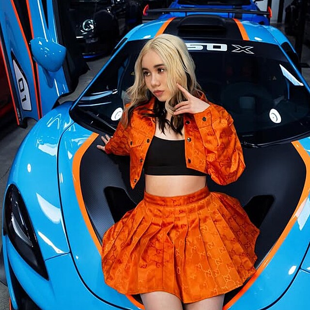 Lil Tay si zalo�ila OnlyFans. Zbo�ila rekord, vyd�lala milion dolar� za t�i...