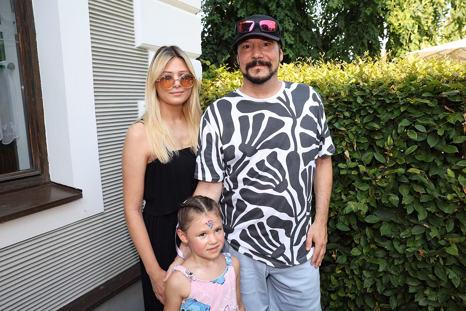 Bohu� Matu� s man�elkou Luci� a dcerou