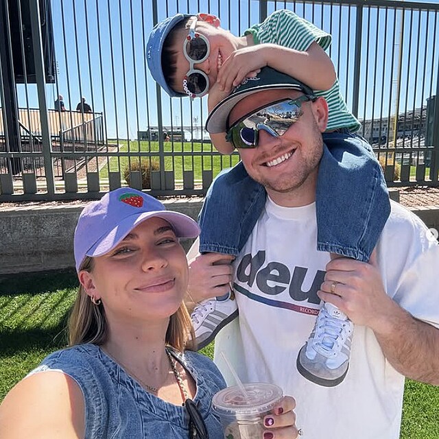 Nov� detaily tragick� smrti syna influencerky Emilie Kiser: Otec m�l b�hem...