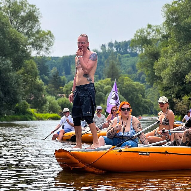 Sugar Denny a Ivan Barto� b�hem p�edvolebn� kampan�