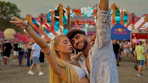 Hamannov� a Jambor o vztahu: Poznali jsme se na Maj�lesu d�ky spole�n� fotce