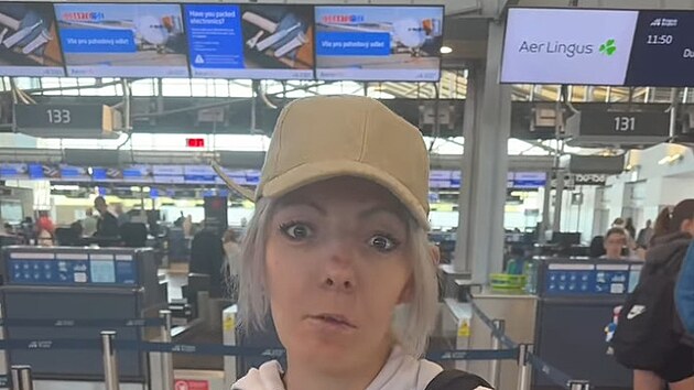 Shopaholic Adel let� do Dublinu. Z��astn� se bojov�ho kempu