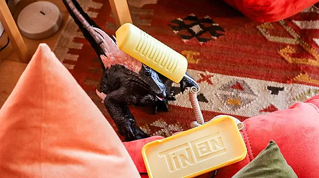 Tin Can � Wi-Fi telefon, kter� vypad� jako star� pevn� apar�t, ale funguje v uzav�en� s�ti s rodi�ovskou kontrolou