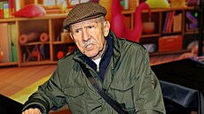 Petr Náro�ný (87) dorazil na akci viditeln� pohublý a unavený.