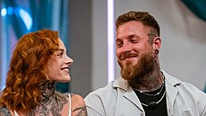 P�edstírají Honza a Mí�a lásku? Diváci otá�ejí, podle n�kterých jsou fale�ní