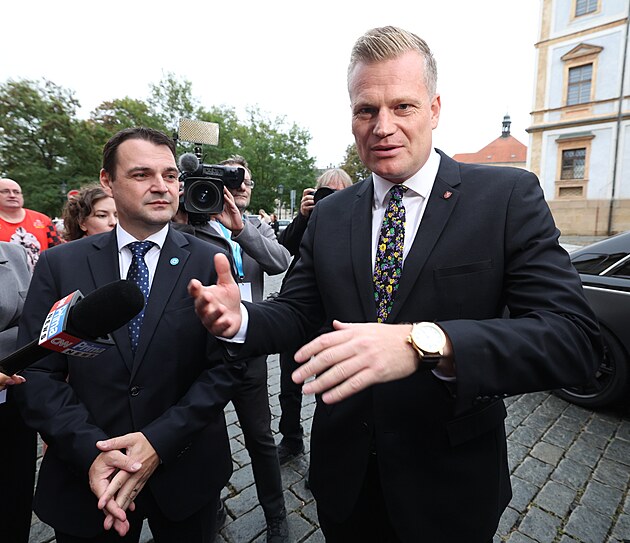 Volby 2025, Filip Turek a Petr Macinka