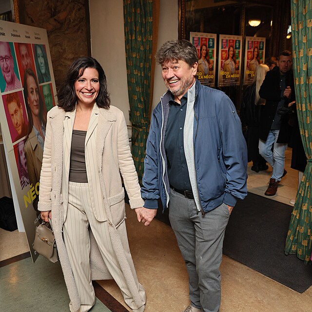 Romana Go���kov�, Karel Jan�k