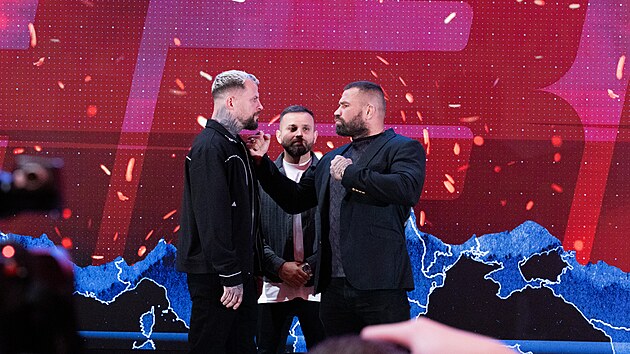 Marpo se podruh utk s Vmolou.