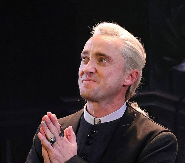Tom Felton se vrátil do role Draca Malfoye. Na sítích trendují záběry z Brodwaye