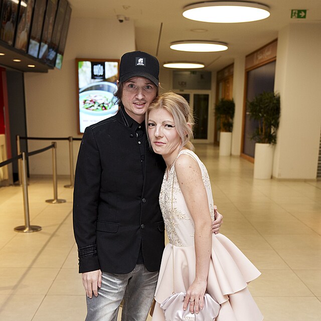 Shopaholicadel s nov�m p��telem.