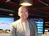 Láa Hruka ktil novou knihu.