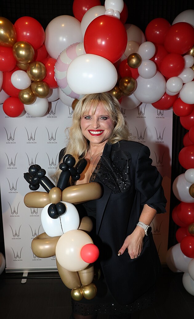 Alena Wilson - charitativn� ve��rek