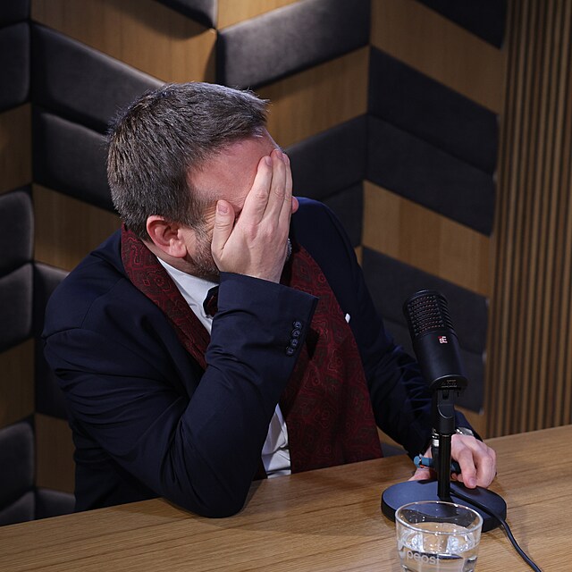 N�kter� sn�mky v n�m vyvol�valy sm�ch i lehkou trapnost.