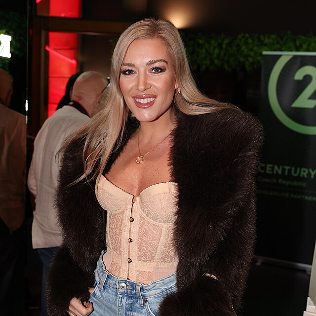 Dominika Myslivcov�-  charitativn� ve��rek