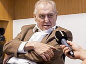 Milo Zeman pozval redakci Expresu k sob do své kanceláe a vznikl velký...