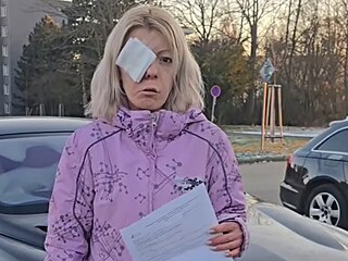 Shopaholic Adel se mus� zbavit sv�ho ko��tka