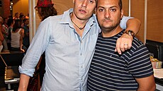 Patrik Hezucký se proslavil coby Mrázek a par�ák Leo�e Mare�e v Ranní show rádia Evropa 2. Moderoval i v televizi, zahrál si v seriálu, daboval, m�l podcast s Milo�em Pokorným a Zde�kem Pohlreichem. Rádiu ale z�stal celý �ivot v�rný a vysílal i z nemocni�