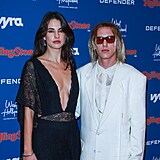 Jamie Campbell Bower, Elena Taber