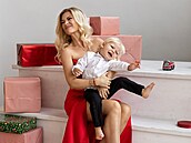 Dominika Myslivcová se synem Darienem