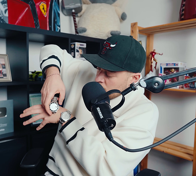 Vláďa si koupil hodinky Rolex Radovana Krejčíře. V roce 2001 stály skoro čtvrt milionu korun