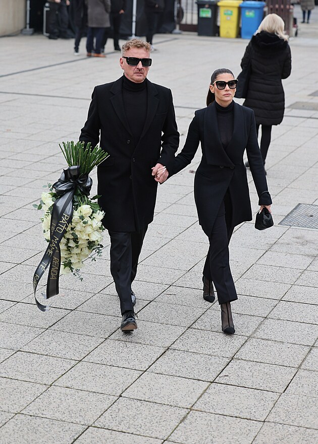 Tereza Kerndlov� s man�elem