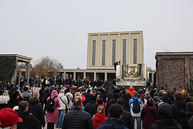 Poh�eb Patrika Hezuck�ho