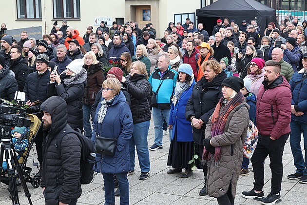 Poh�eb Patrika Hezuck�ho