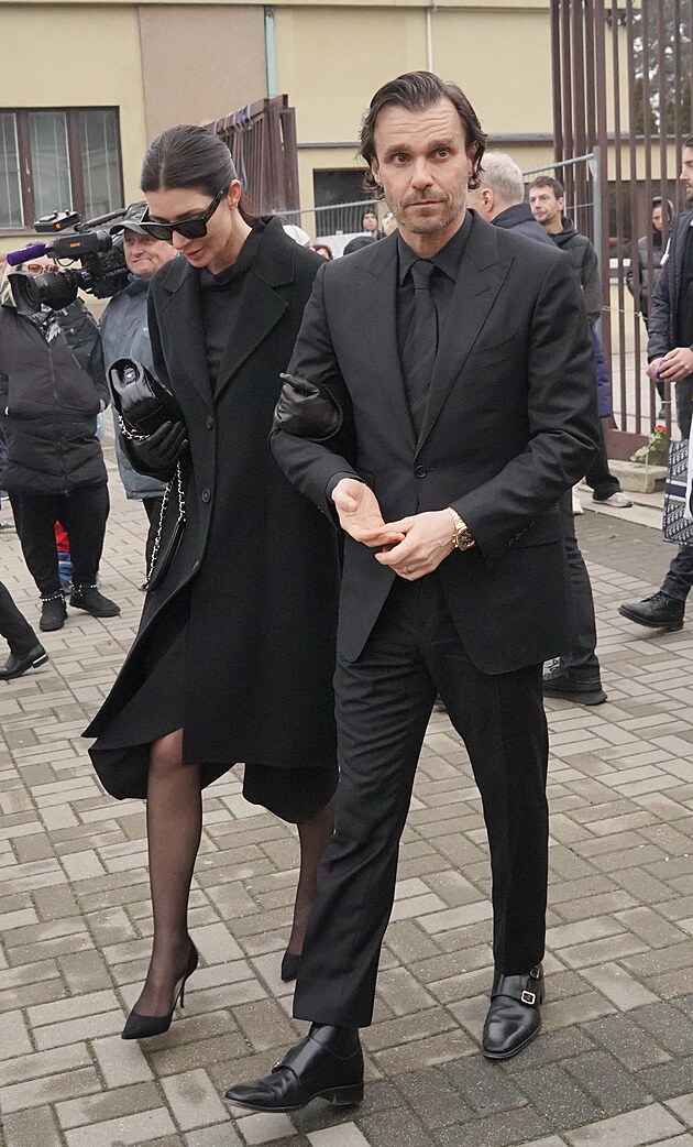 Leo� Mare� a Monika.