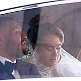 Conor McGregor se o�enil!