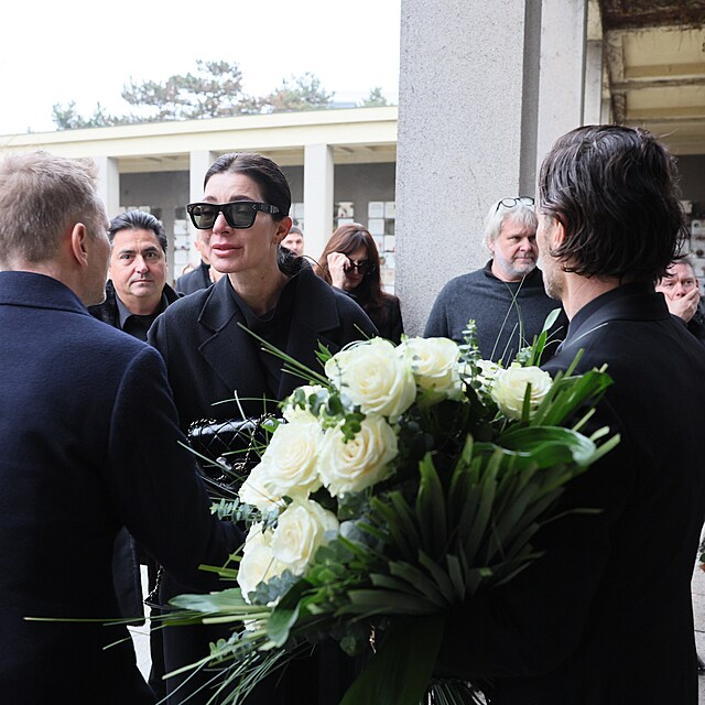 Poh�eb Patrika Hezuck�ho