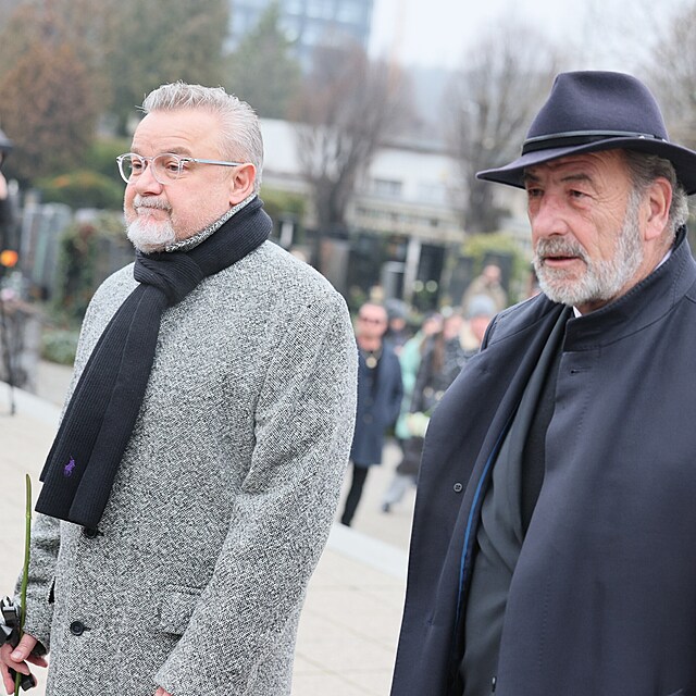 Poh�eb Patrika Hezuck�ho