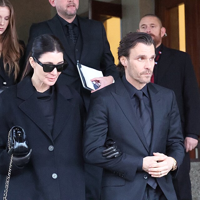 Poh�eb Patrika Hezuck�ho