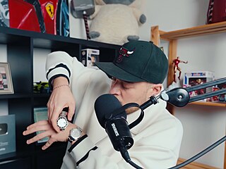 Vl��a koupil hodinky Radovana Krej���e