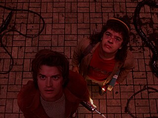 Fanou�ci Stranger Things se boj� o Steva a Dustina