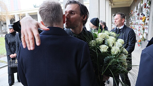 Poh�eb Patrika Hezuck�ho