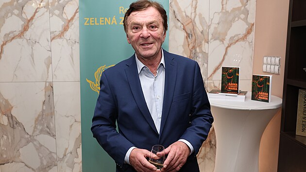 Pavel Tr�vn��ek