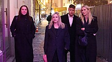 Smute�ní kar za Patrika Hezuckého v baru v centru Prahy