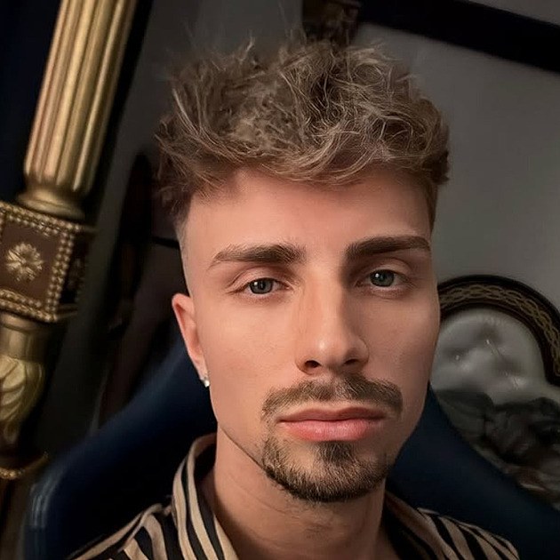 Danny z TVTwixx vydal knihu. Popisuje v ní 3 měsíce ve vazbě a lidé se jen smějí