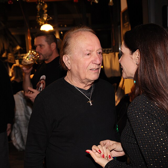 Petr Janda s man�elkou Alic�