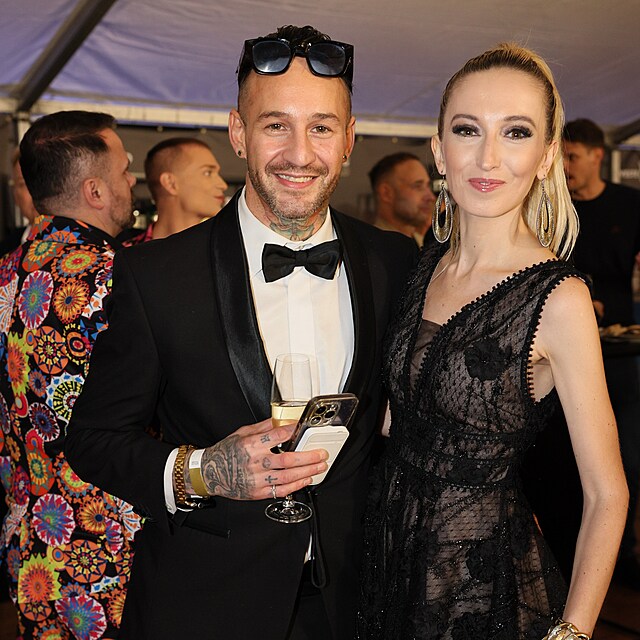 S�mer Issa na ve��rku