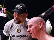 Spicy Pája dostal výprask