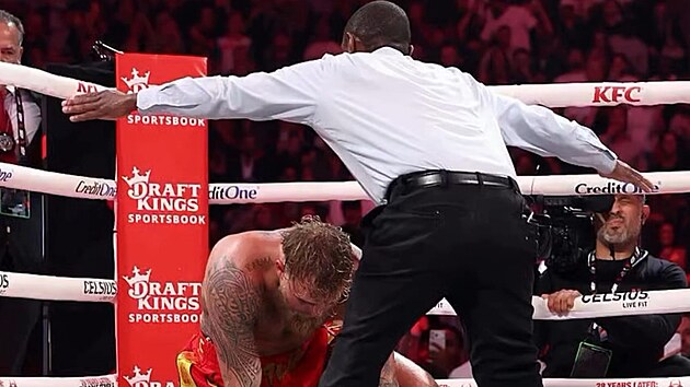 Anthony Joshua knockoutoval Jakea Paula