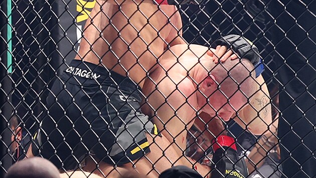 Andr�s Ra�ka vs. Pavel T�th