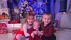 Lela Vémola tráví Vánoce s d�tmi doma.